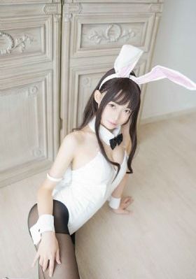 《不扣钮的女孩》_高清天堂在线