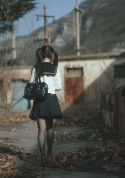 我的初恋是姐姐第二集剧情_4K日本电影免费
