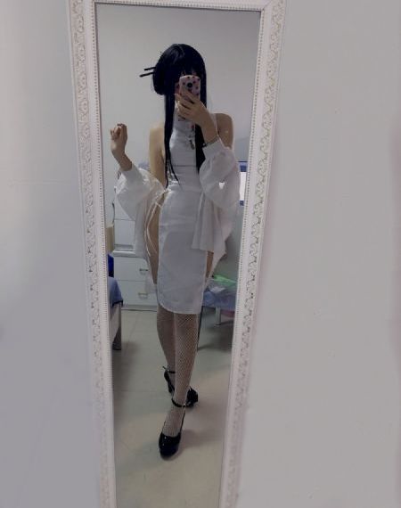 一个人www在线免费观看_超清电影在线看