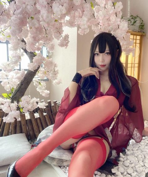 年轻的小姨子在线免费观看_蓝光完整在线观看